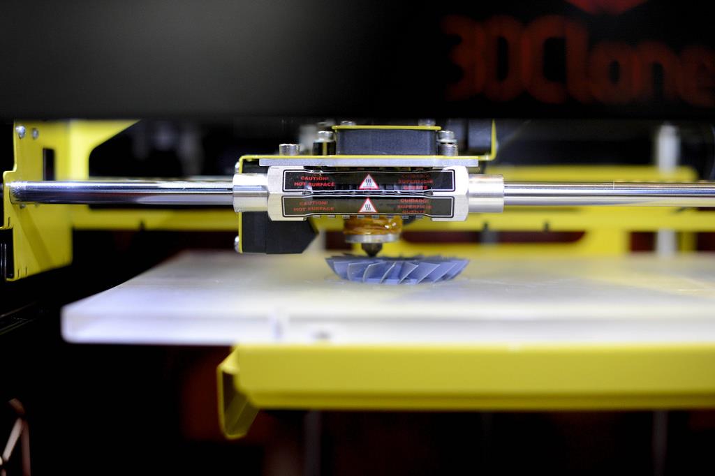 Conheça a produção de peças de carro em impressora 3D 