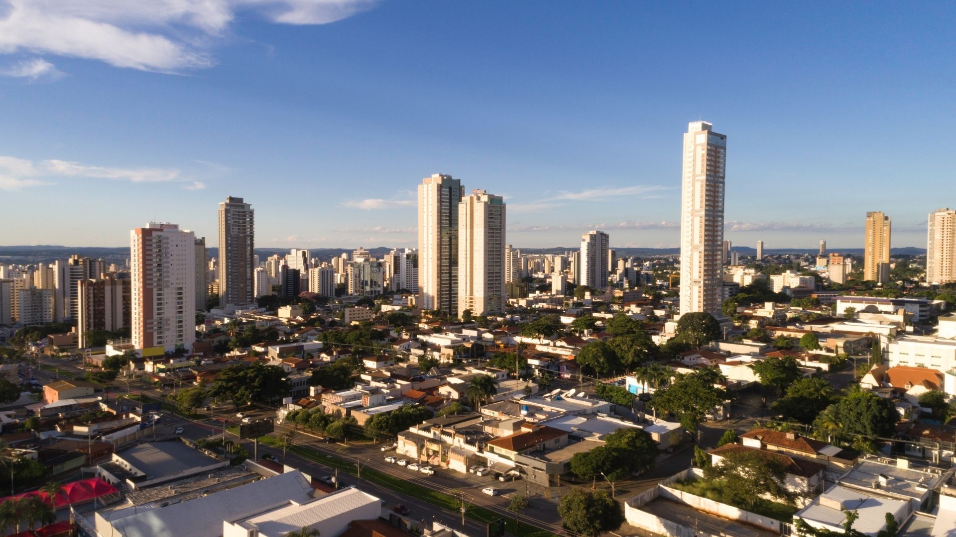 Leilões de bancos e empresas tem diversos imóveis em Goiás com descontos de até 70%