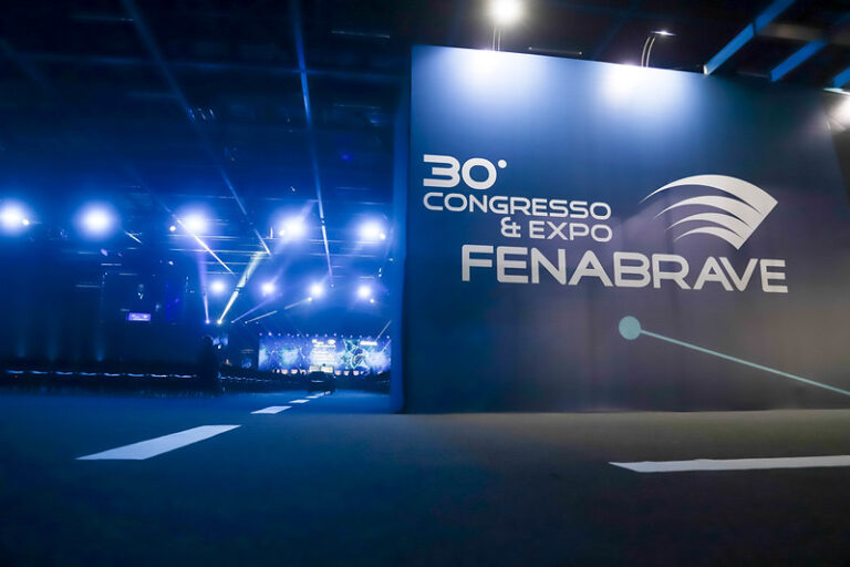 União do setor automotivo é tema central da 30ª edição do Congresso e Expo Fenabrave