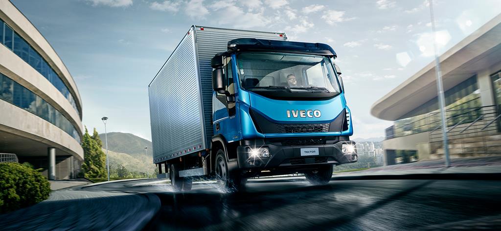 O Iveco Tector são veículos considerados como utilitários leves, por isso não entram na lista.